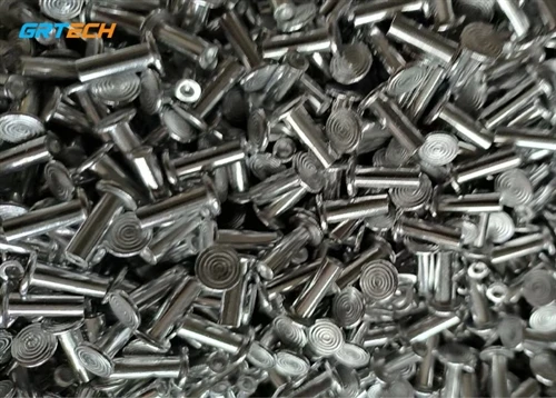 1000kgs Solid Aluminum Rivets And 200l Brake Pad Glue Delived To Yiwu Warehouse Successfully